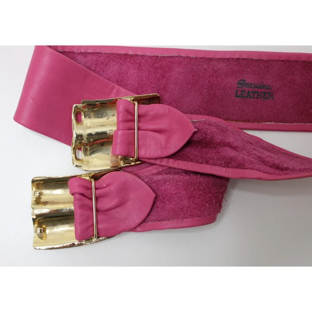 Vintage 80s BELT BUCKLE Pink Leather REVCOR RETRO Gold tone ABSTRACT DESIGN